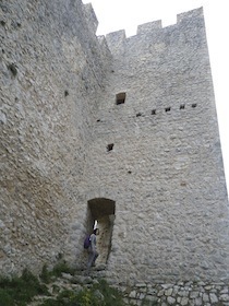 石造りの城の一部