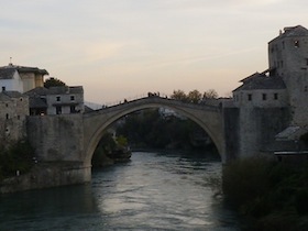 夕暮れのスタリ・モスト橋